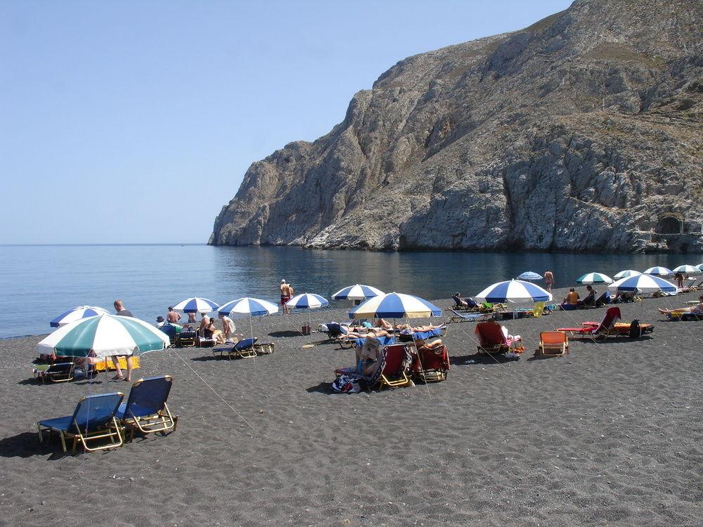 Rk Beach Hotel Камари Экстерьер фото