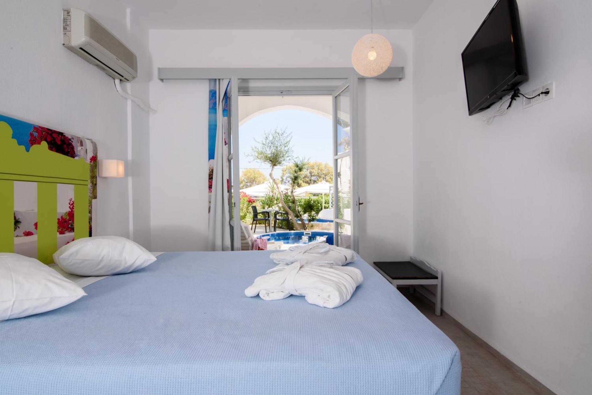 Rk Beach Hotel Камари Номер фото