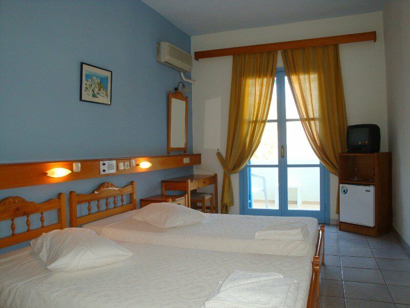 Rk Beach Hotel Камари Экстерьер фото