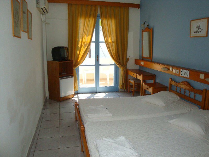 Rk Beach Hotel Камари Экстерьер фото
